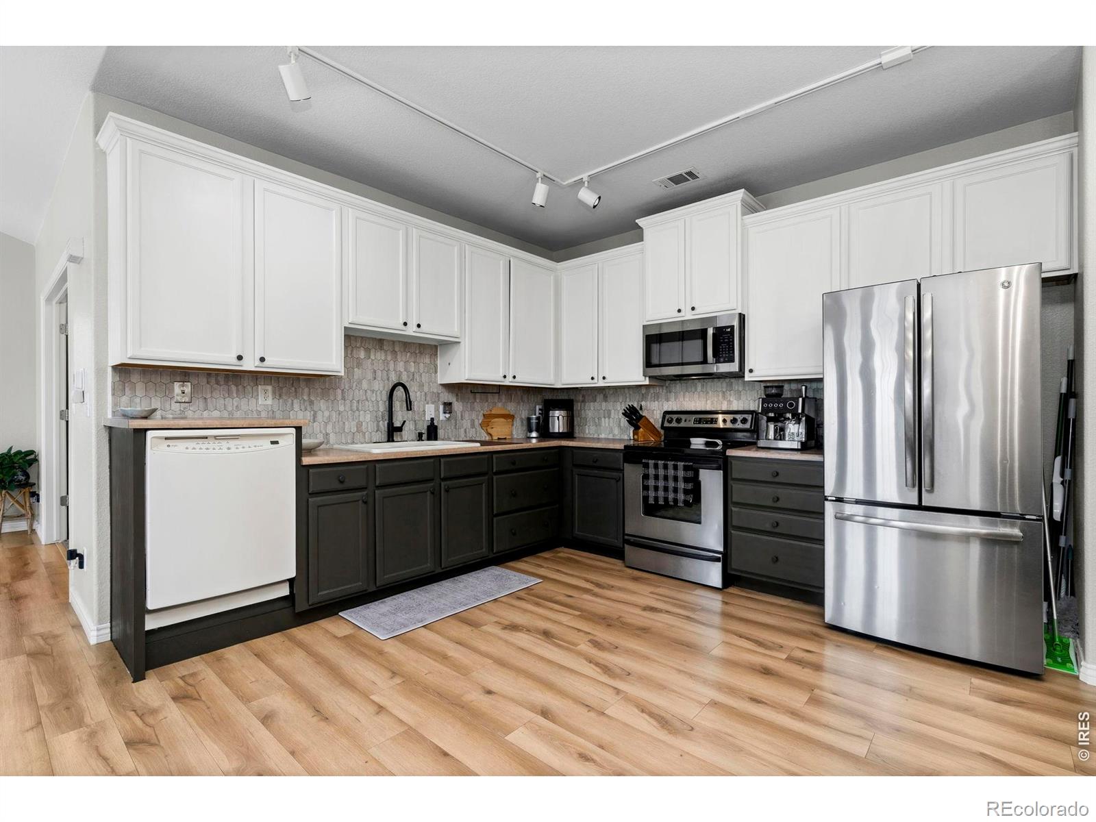 4672 West 20th Street Road, Unit 2125 Greeley, CO 80634 - Photo 6 of 18