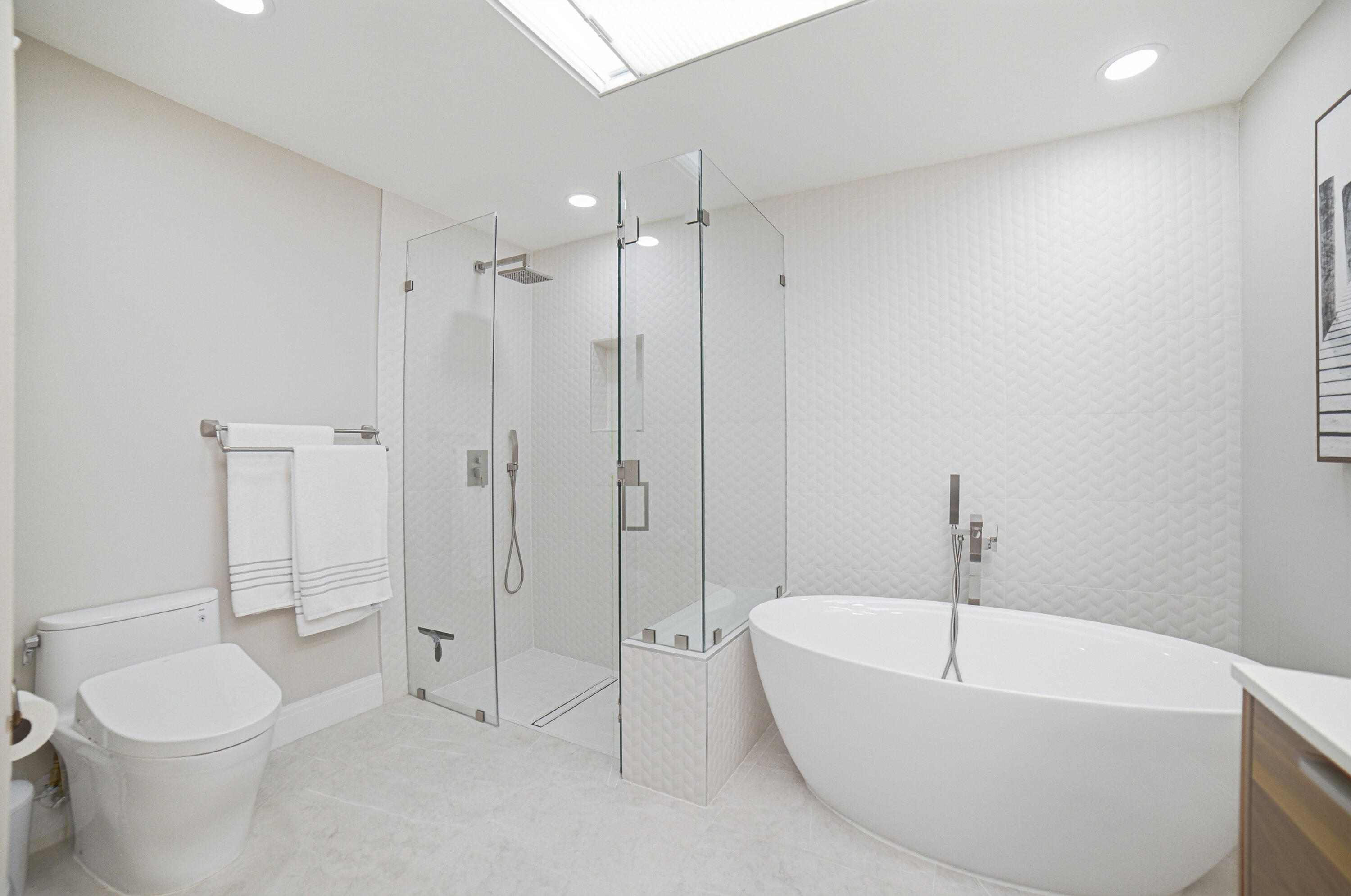 10861 White Aspen Lane Boca Raton, FL 33428 - Photo 24 of 70 master shower and tubo-17