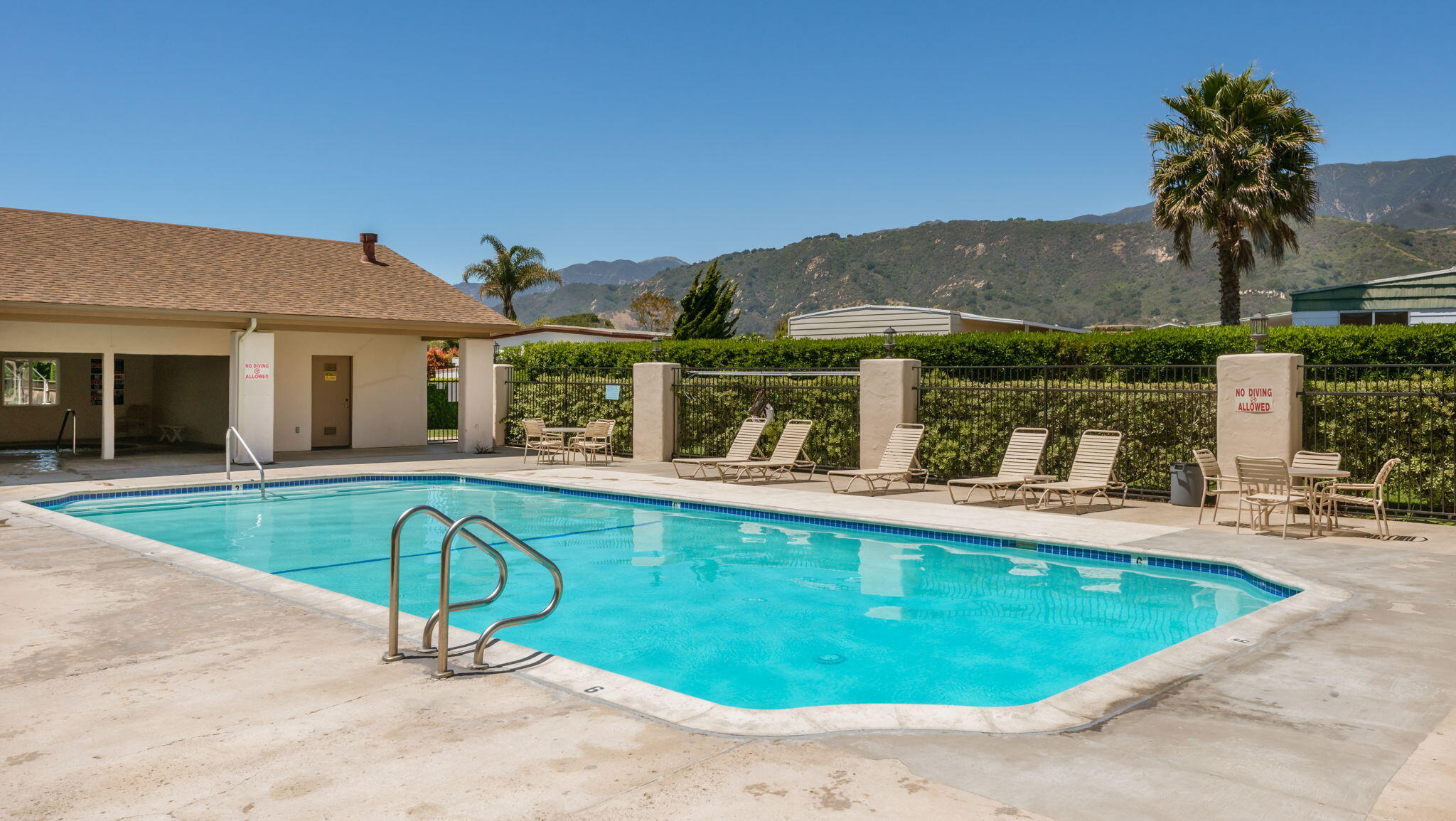 3950 Via Real, Unit SPC 103 Carpinteria, CA 93013 - Photo 18 of 25 18 - Sandpiper Clubhouse Swimming Pool