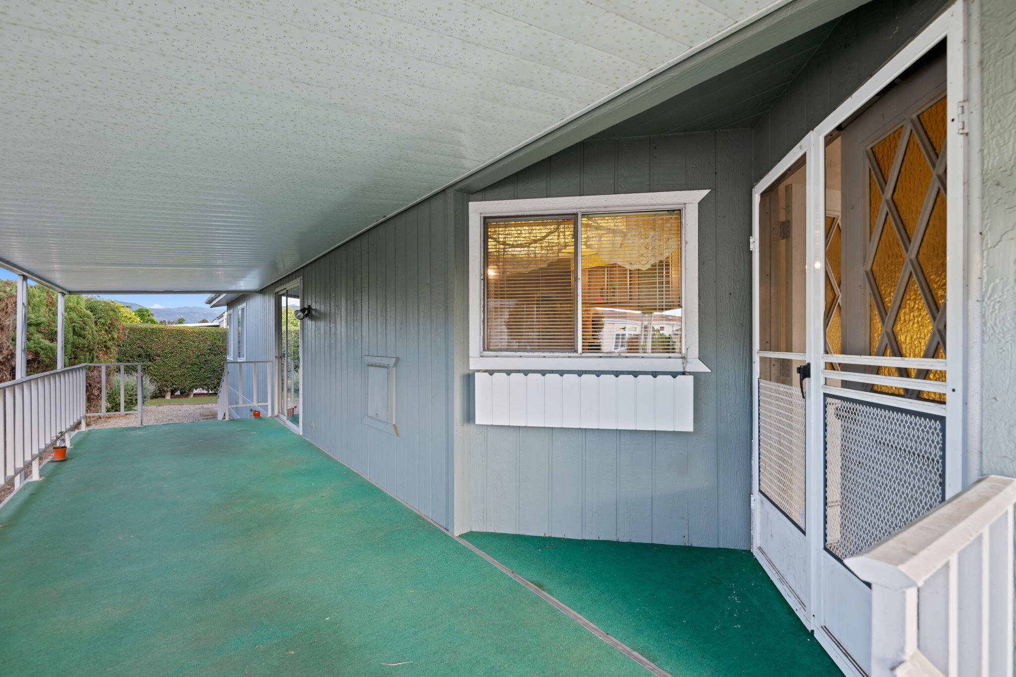 3950 Via Real, Unit SPC 103 Carpinteria, CA 93013 - Photo 3 of 25 03 - Porch