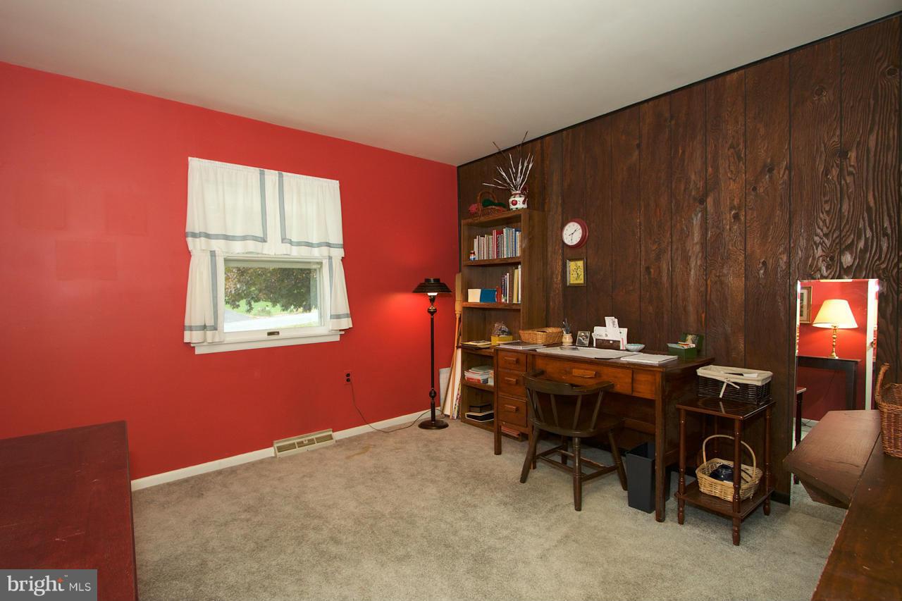 8025 Yellowstone Road Kingsville, MD 21087 - Photo 13 of 29 Bedroom