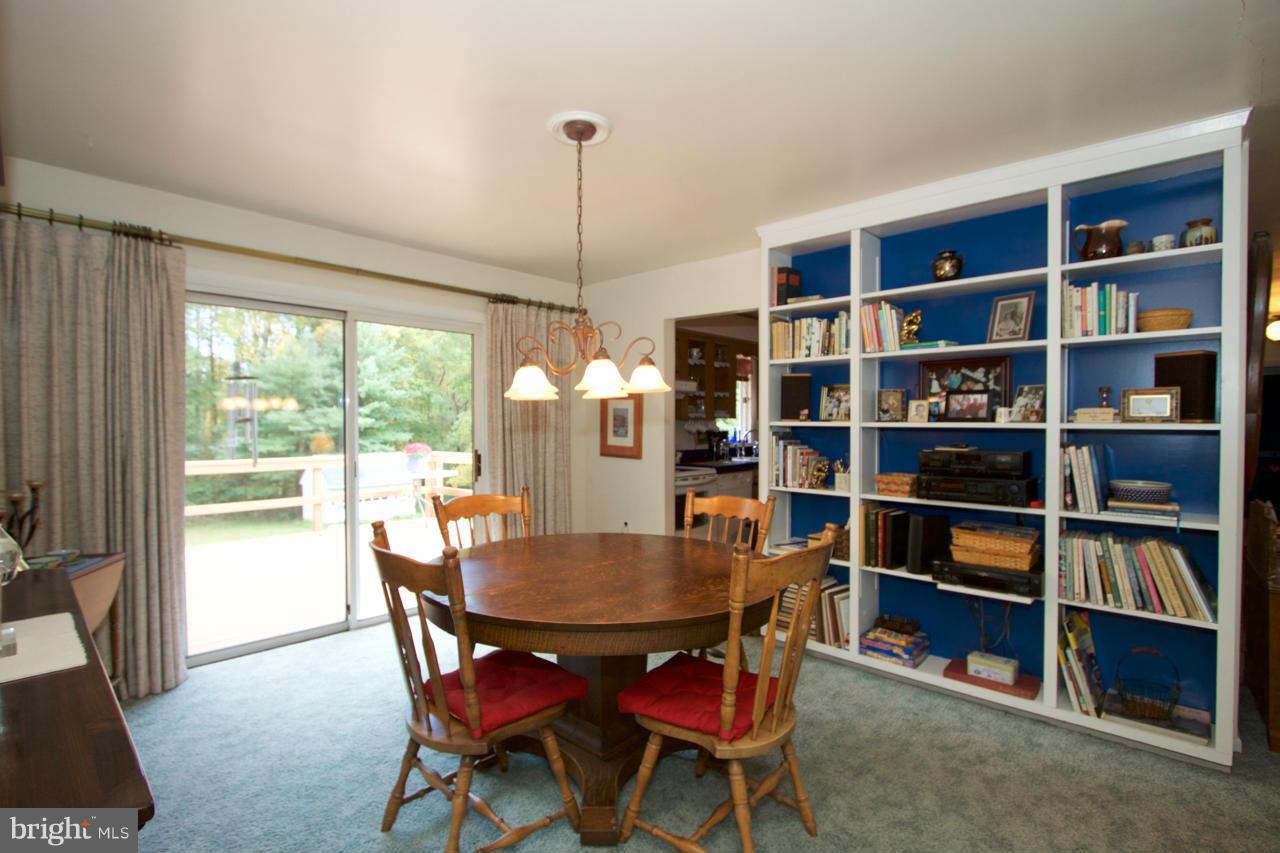 8025 Yellowstone Road Kingsville, MD 21087 - Photo 8 of 29 Dining Room