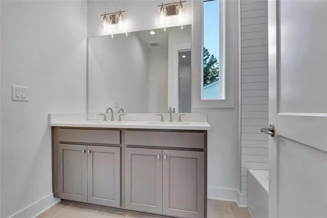 $820,000 | 240 Rolison Way, Fayetteville, GA 30214