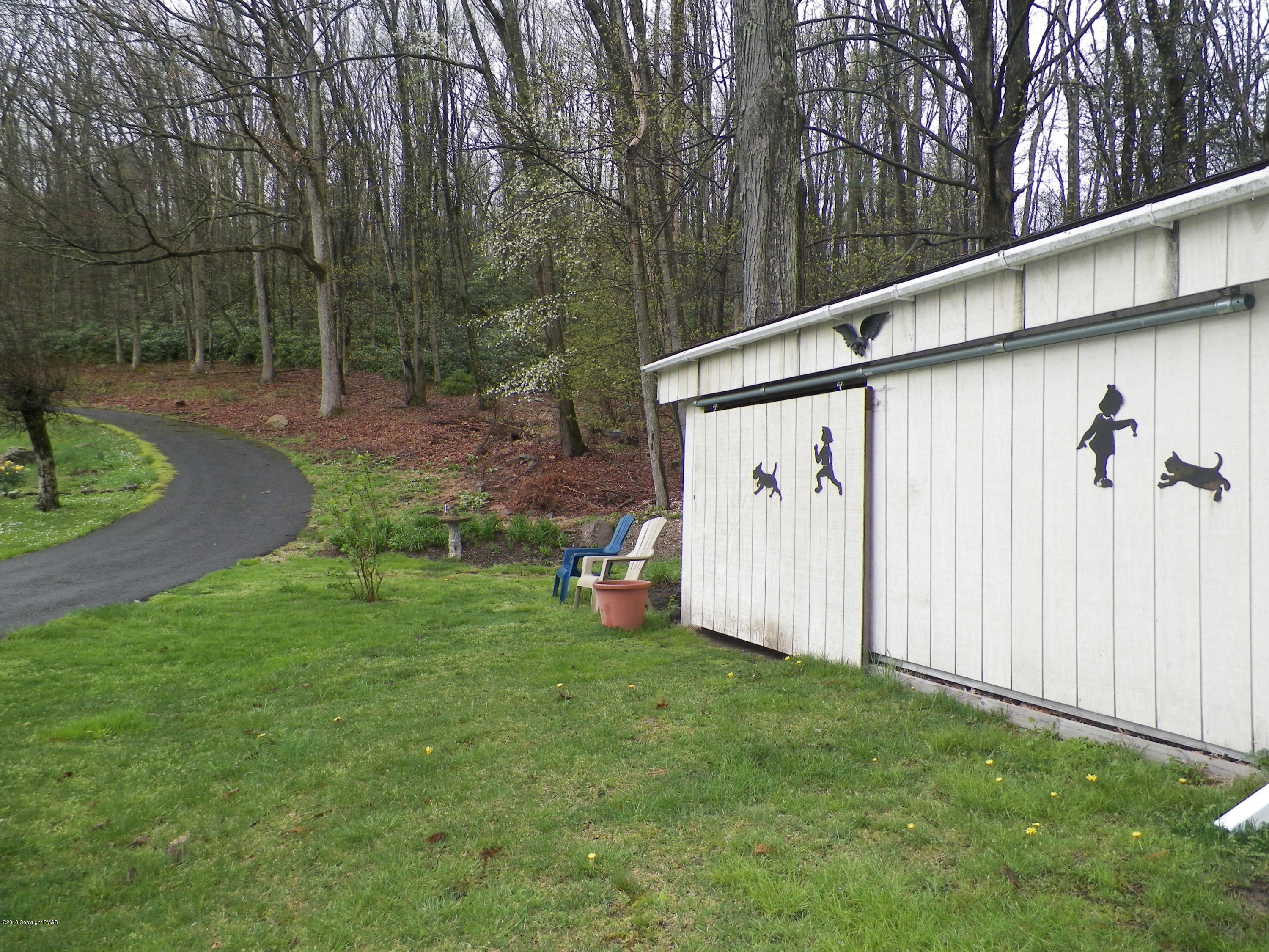 447 Merwinsburg Road Effort, PA 18330 - Photo 34 of 38 447 merwinsburg utility shed exterior 00