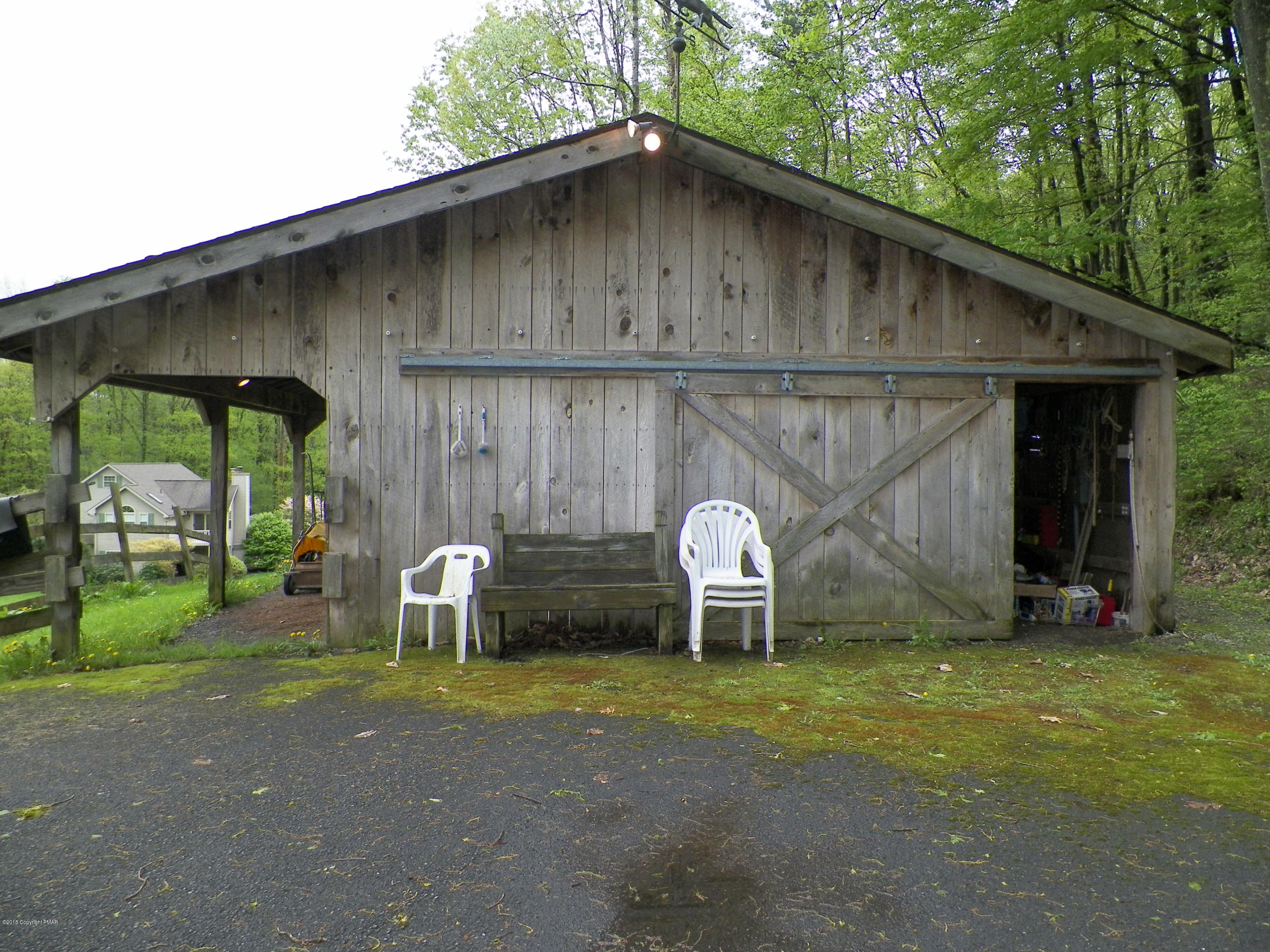 447 Merwinsburg Road Effort, PA 18330 - Photo 8 of 38 021