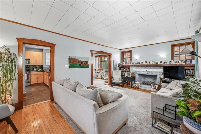 $210,000 | 1415 Heinz Avenue, Sharon, PA 16146