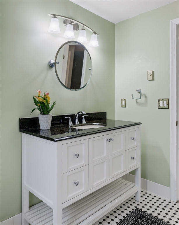 575 Bridge Road, Unit 118 Northampton, MA 01062 - Photo 19 of 36