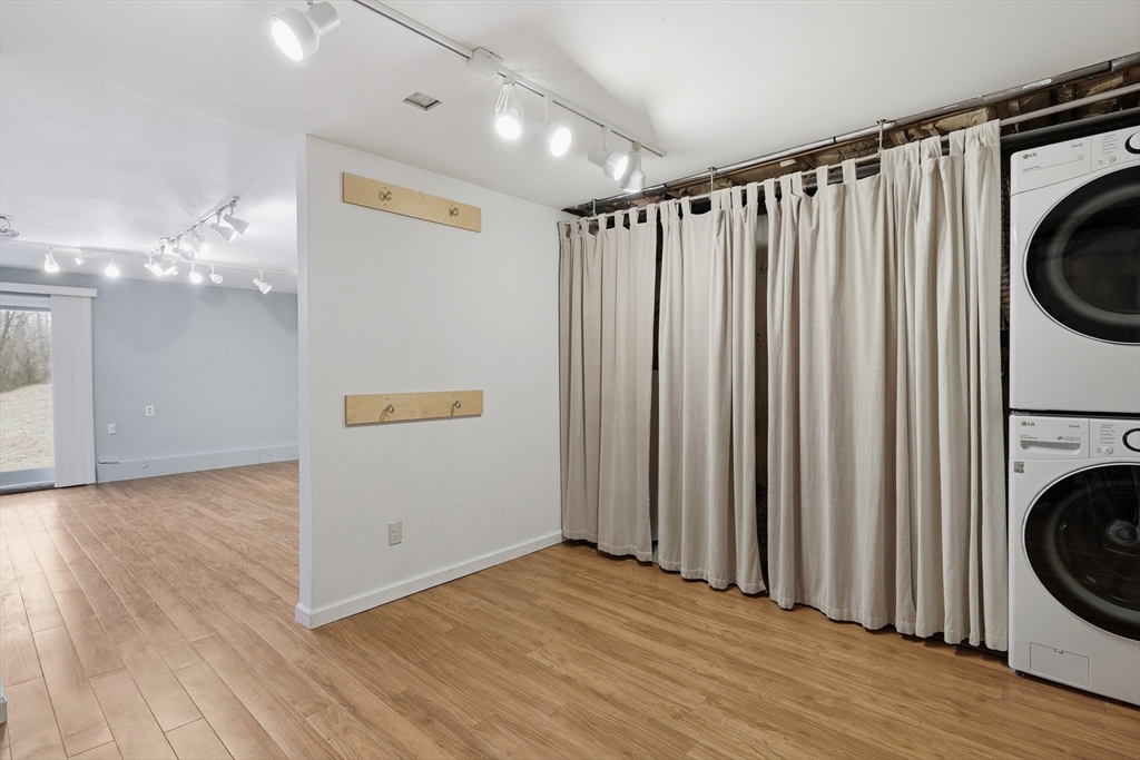 575 Bridge Road, Unit 118 Northampton, MA 01062 - Photo 27 of 36