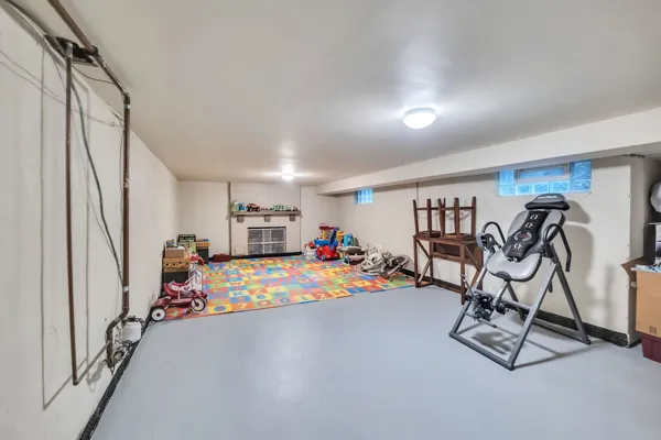 $684,900 | 10 Deerpath Lane, Palos Park, IL 60464
