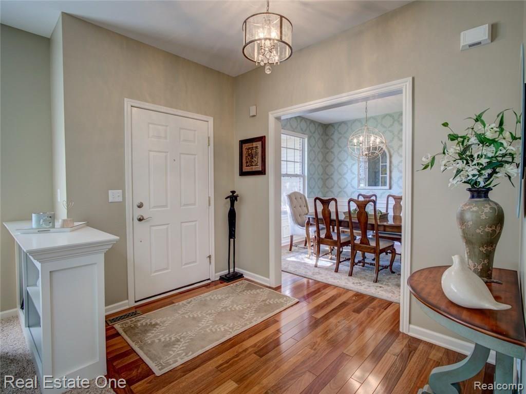 3428 Talbert Circle Rochester Hills, MI 48307 - Photo 11 of 47