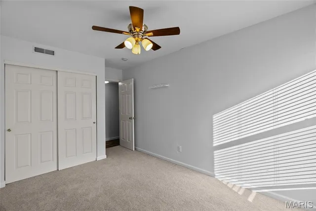 $179,900 | 1943 Greenpoint Drive, Unit 302, St. Louis, MO 63122