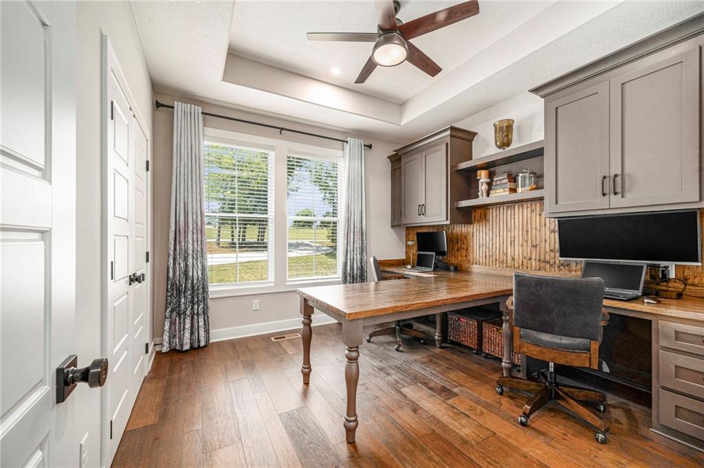 1807 Southwest Cemetery Road Oak Grove, MO 64075 - Photo 27 of 61