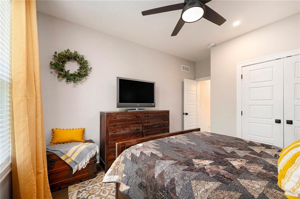 1807 Southwest Cemetery Road Oak Grove, MO 64075 - Photo 44 of 61