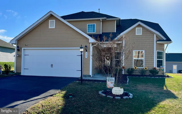 $375,000 | 54 Vermeer Lane, Martinsburg, WV 25401