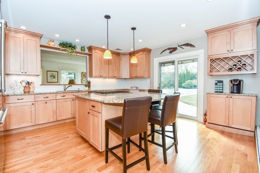 21 Estabrook Road Swampscott, MA 01907 - Photo 11 of 42 Gallery Image 11