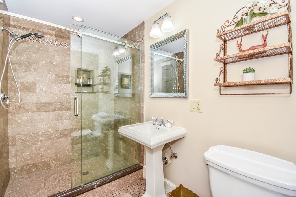 21 Estabrook Road Swampscott, MA 01907 - Photo 25 of 42 Gallery Image 25