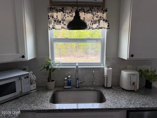 $279,999 | 3881 Merger Drive, Chipley, FL 32428