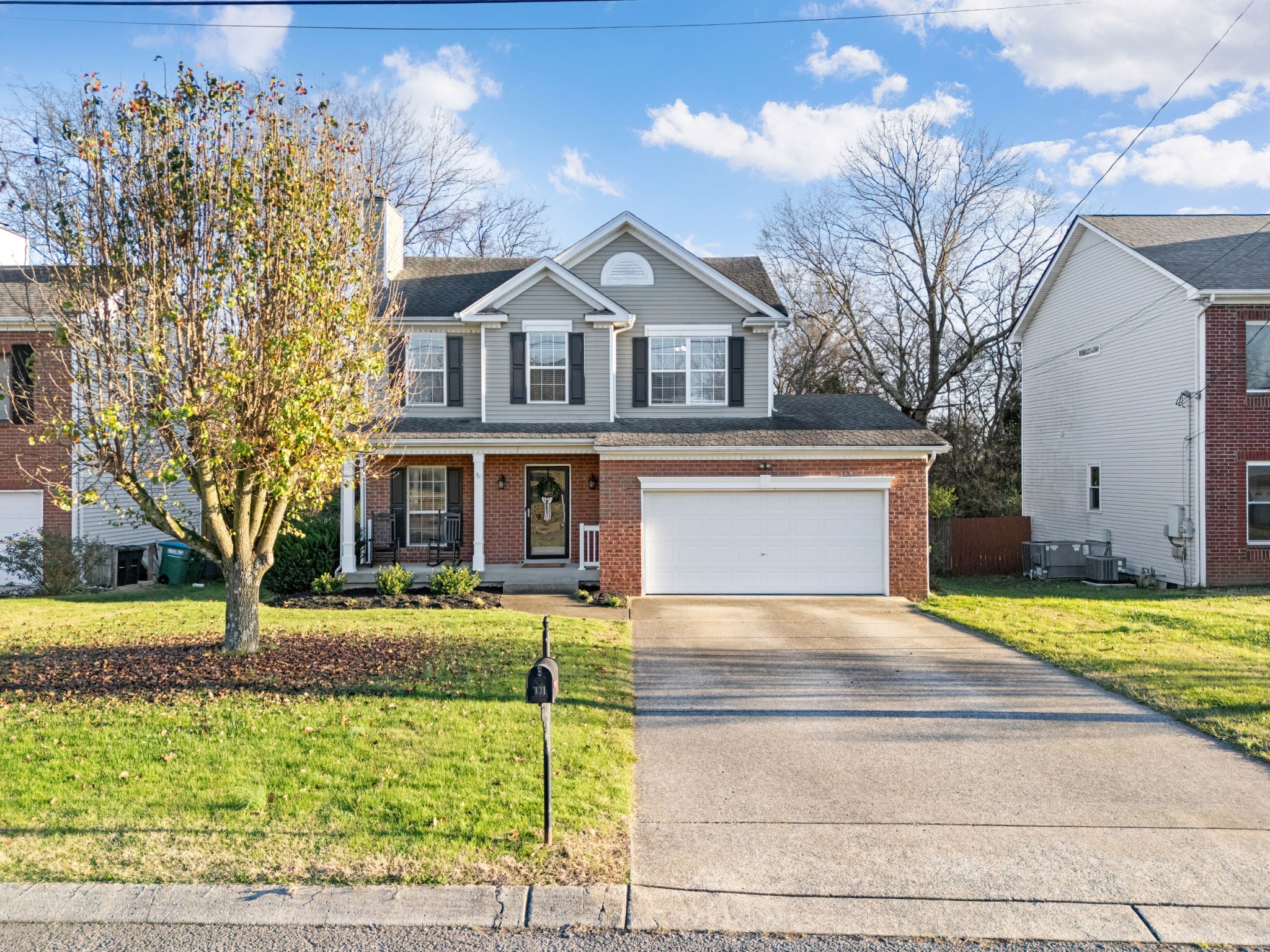 131 Deer Ridge Lane Hendersonville, TN 37075 - Photo 2 of 44