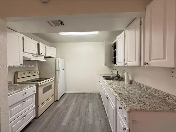 $1,800 | 5970 Northwest 28th Street, Unit 146, Sunrise, FL 33313