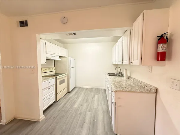 $1,800 | 5970 Northwest 28th Street, Unit 146, Sunrise, FL 33313