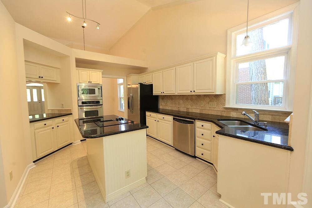 10100 Goodview Court Raleigh, NC 27613 - Photo 2 of 17