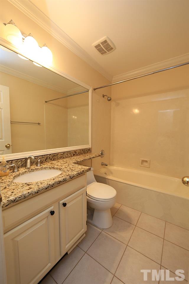 10100 Goodview Court Raleigh, NC 27613 - Photo 12 of 17