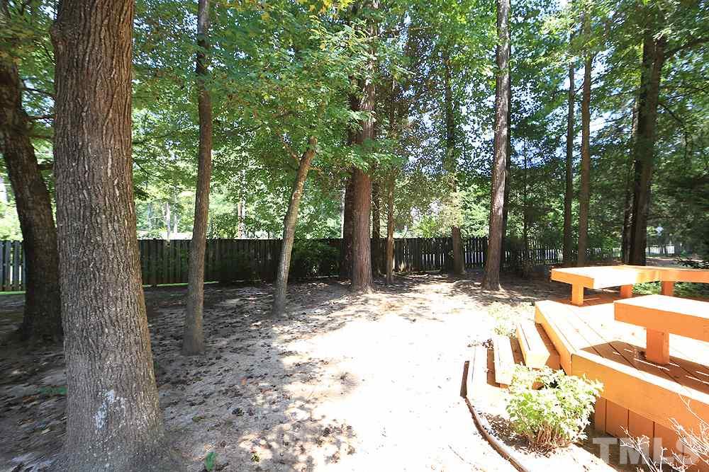 10100 Goodview Court Raleigh, NC 27613 - Photo 14 of 17