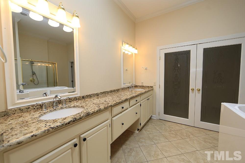10100 Goodview Court Raleigh, NC 27613 - Photo 10 of 17