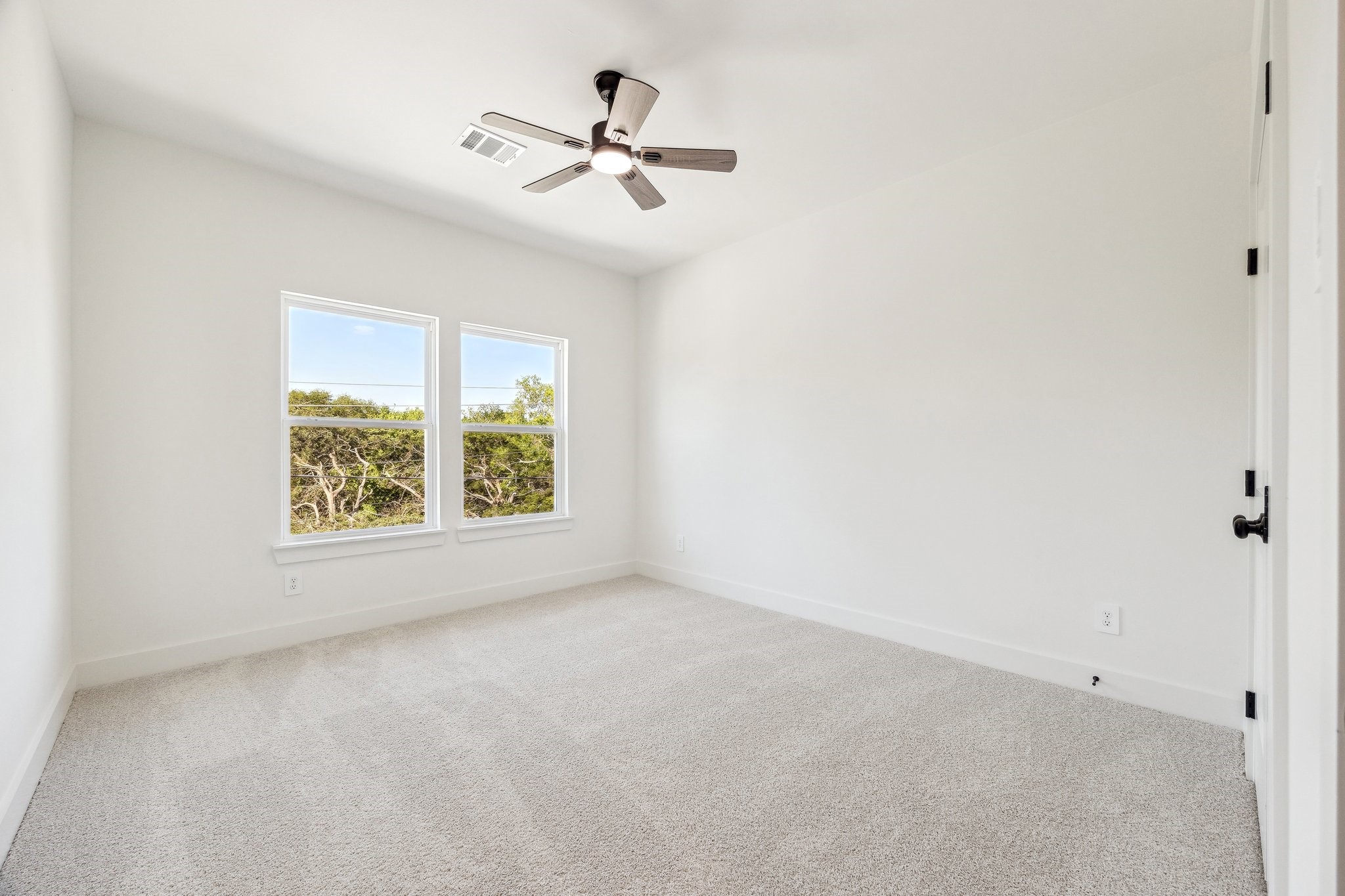 3845 Water Street Dickinson, TX 77539 - Photo 22 of 38 Bedroom 4.