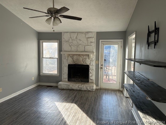 516 Jennings Farm Road Fayetteville, NC 28314 - Photo 2 of 17 a view of a livingroom with wooden floor and a fireplace