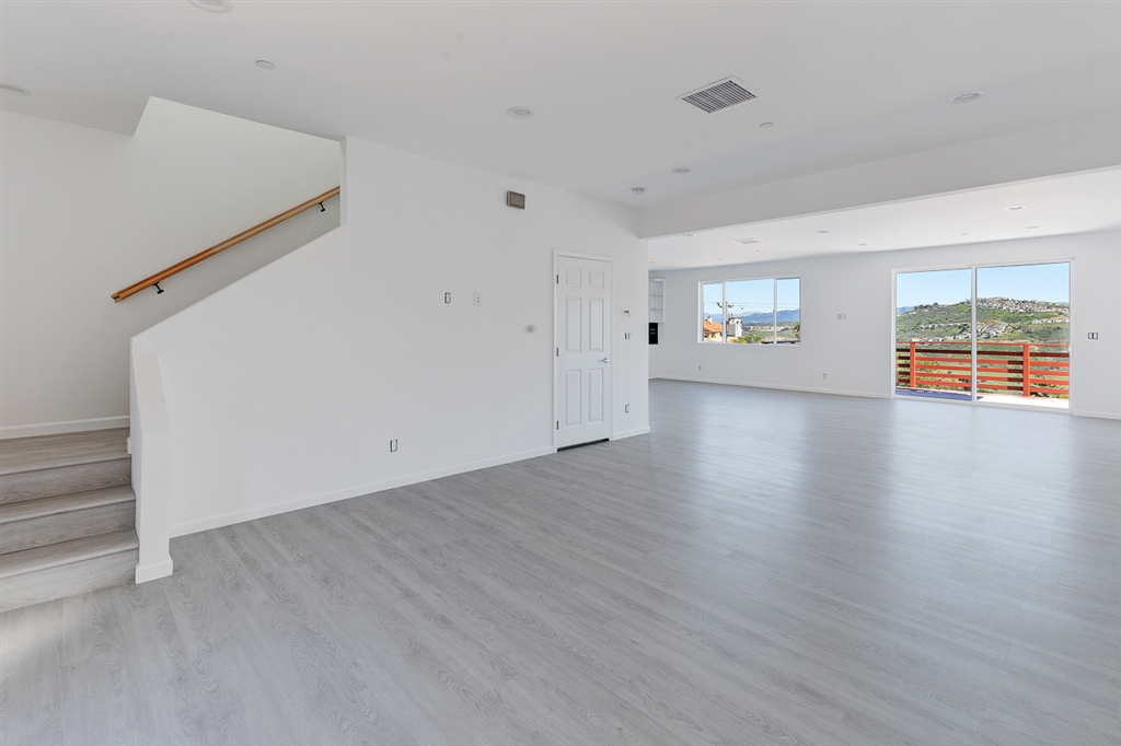 9864 Apple Street Spring Valley, CA 91977 - Photo 7 of 24 Gallery Image 7