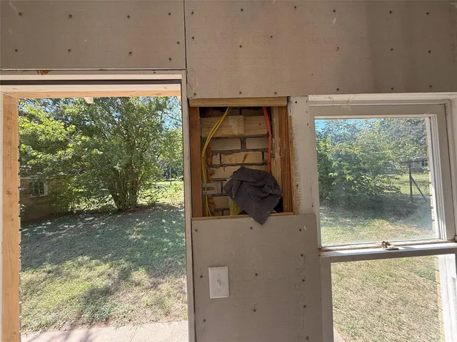 $218,000 | 1130 North Ollie Avenue, Stephenville, TX 76401