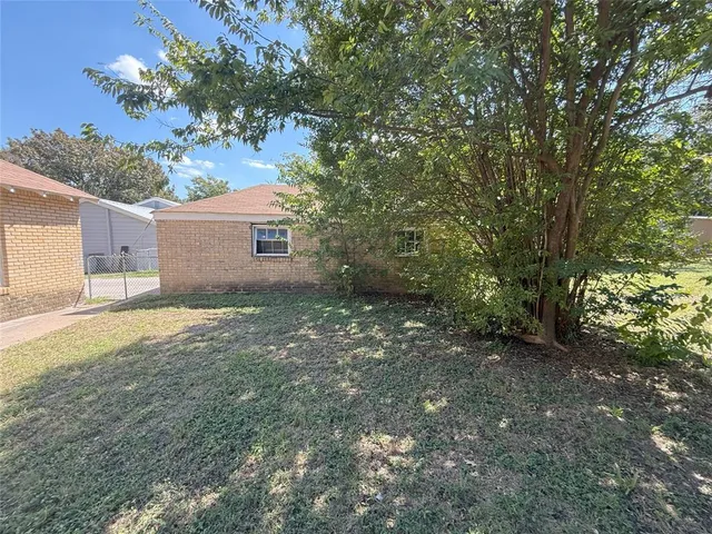 $218,000 | 1130 North Ollie Avenue, Stephenville, TX 76401