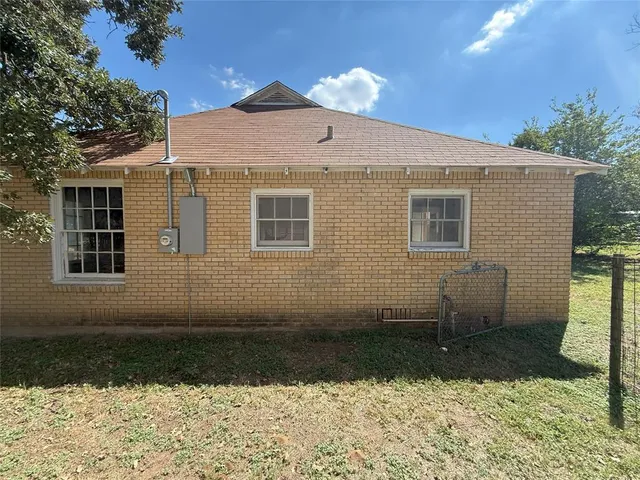 $218,000 | 1130 North Ollie Avenue, Stephenville, TX 76401