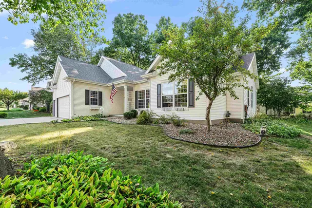 $424,900 | 1092 South Park Avenue, Fond du Lac, WI 54935