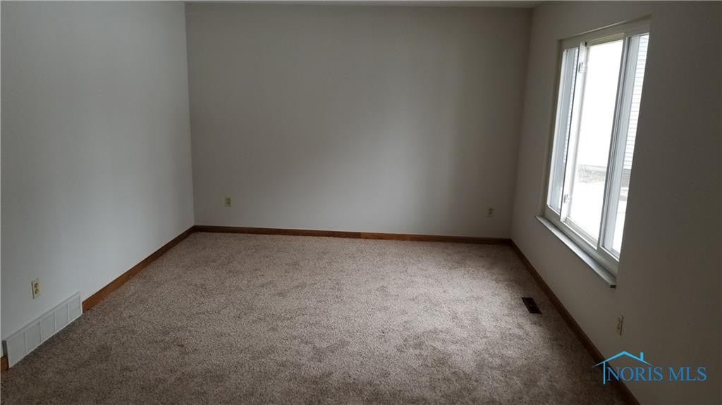 6035 Pebblestone Road Sylvania, OH 43560 - Photo 2 of 17 Gallery Image 2
