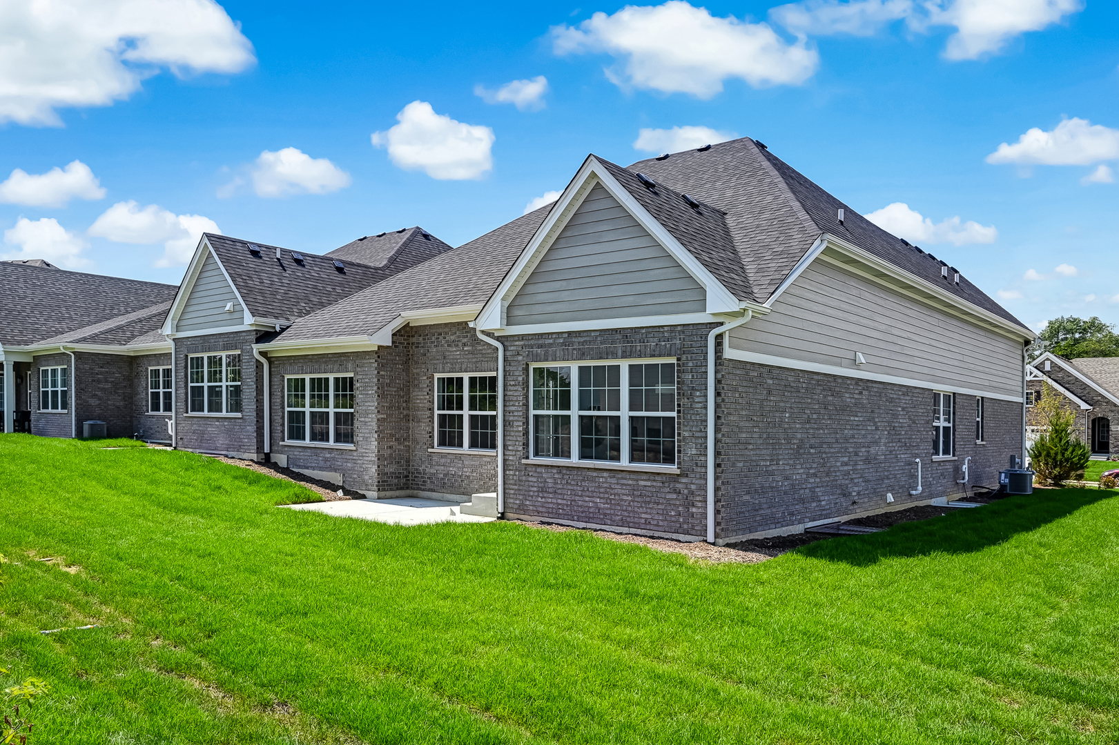 12267 Copper Ridge Court, Unit 24 Lemont, IL 60439 - Photo 3 of 22 Gallery Image 3