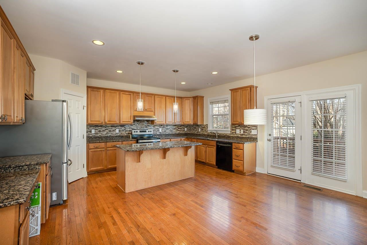 108 Ivyshaw Road Cary, NC 27519 - Photo 10 of 30 Photo 10