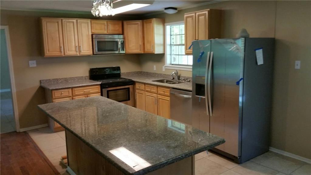 9218 Samoa Avenue Baton Rouge, LA 70810 - Photo 1 of 13