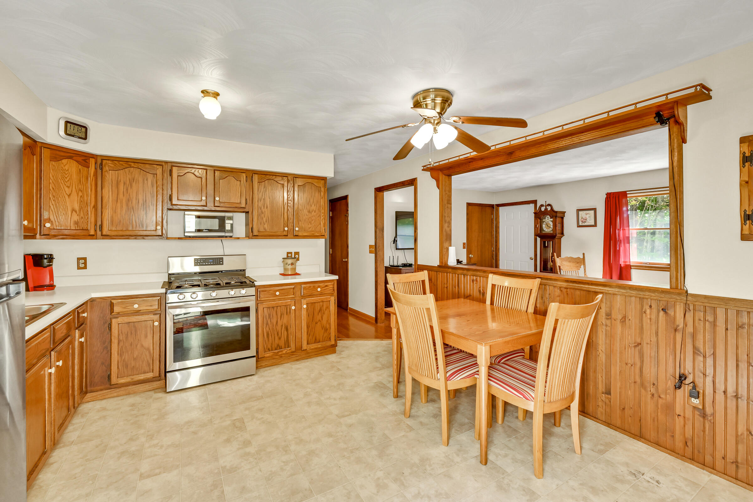 101 Oakland Road Fairfield, ME 04937 - Photo 9 of 27 109735gr-106