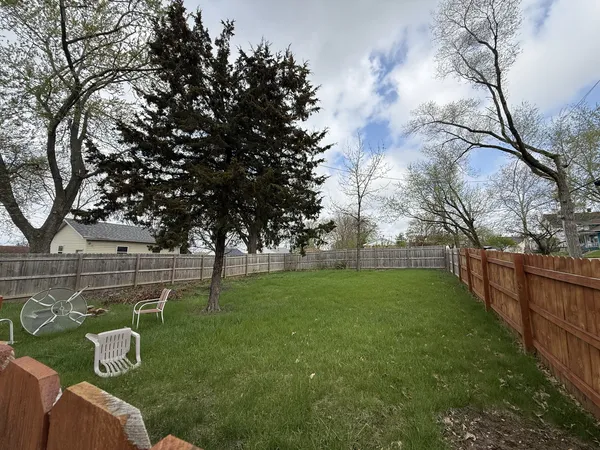 $211,000 | 216 East Illinois Avenue, Aurora, IL 60505