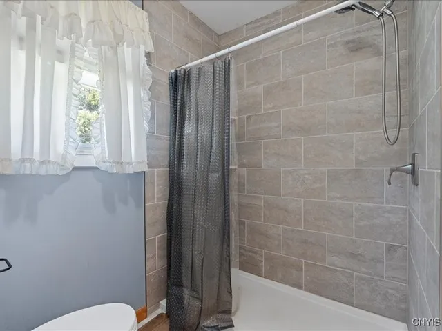 $284,500 | 15 Stryker Avenue, Owasco, NY 13021