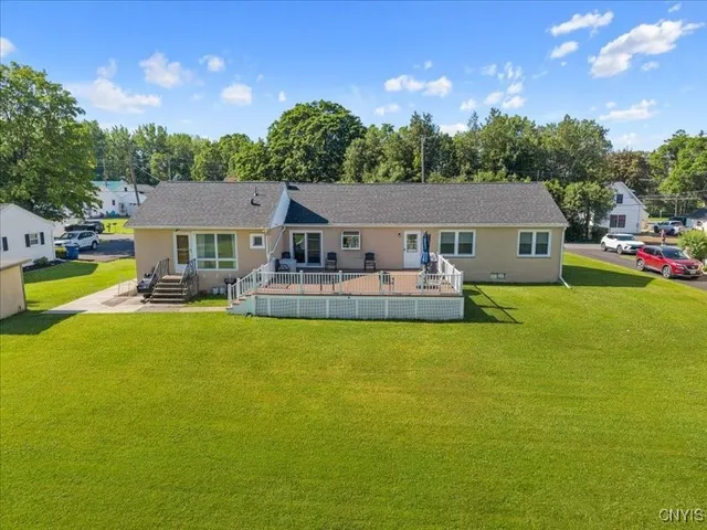 $284,500 | 15 Stryker Avenue, Owasco, NY 13021