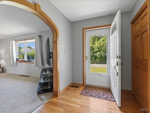 $284,500 | 15 Stryker Avenue, Owasco, NY 13021