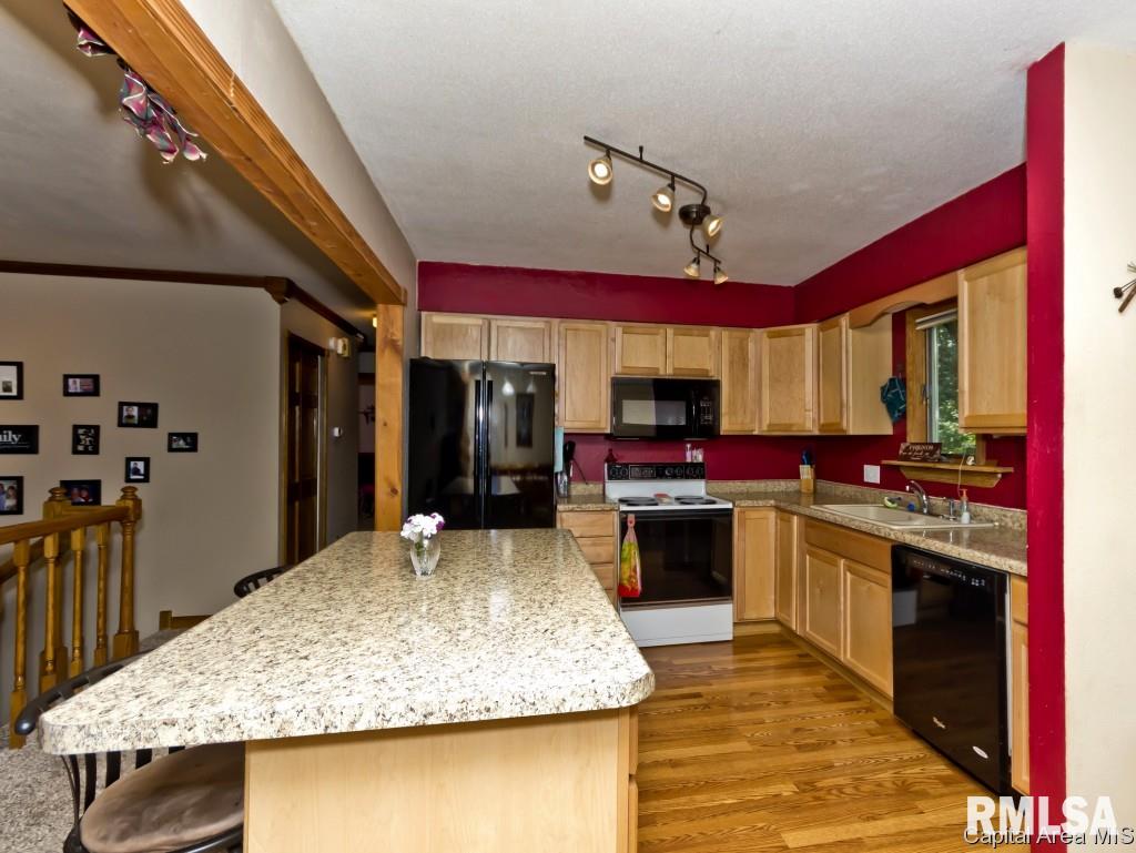 56 Amherst Drive Springfield, IL 62702 - Photo 14 of 29