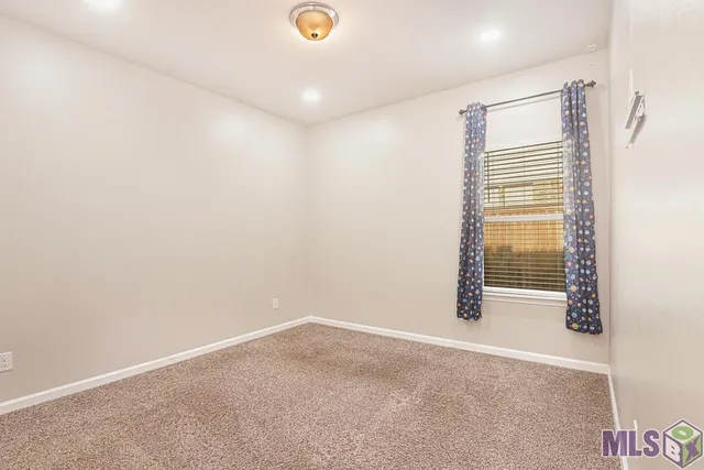 $275,000 | 13800 Wincrest Drive, Walker, LA 70785