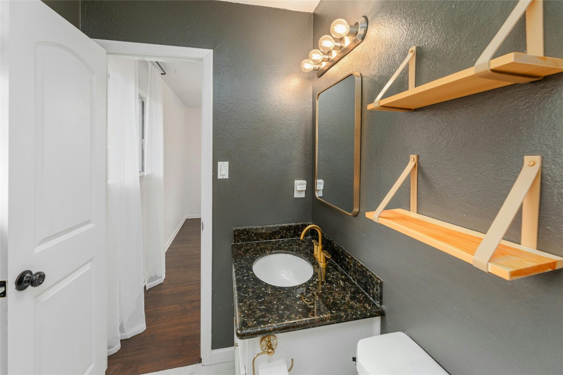 801 East 3rd Street Georgetown, TX 78626 - Photo 15 of 26