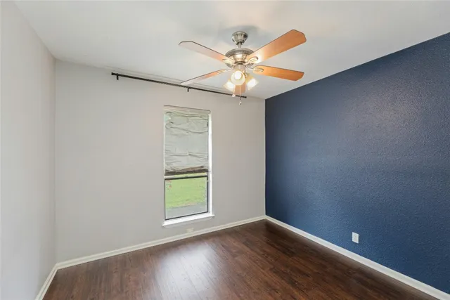 $1,950 | 801 East 3rd Street, Georgetown, TX 78626