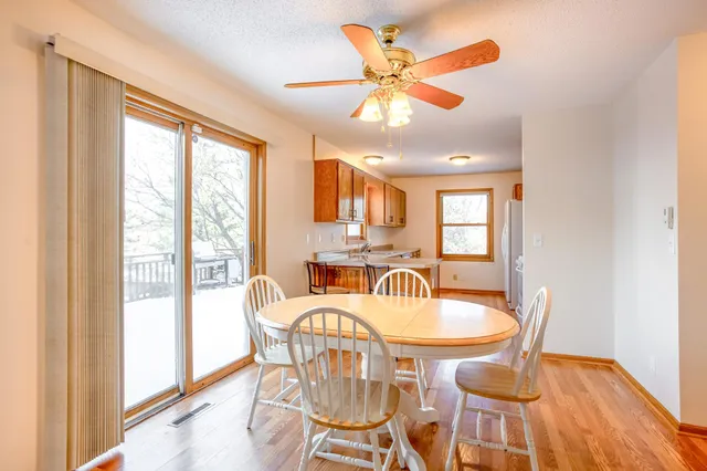 $399,900 | 2339 Highwood Avenue East, Maplewood, MN 55119