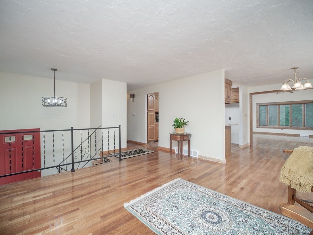 63 Massasoit Lane Hanover, MA 02339 - Photo 11 of 30